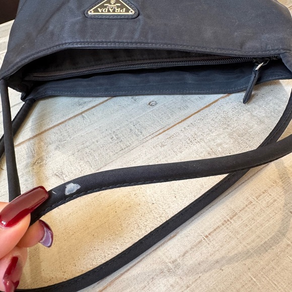 Prada 💫 Bag 💫 - Picture 9 of 12